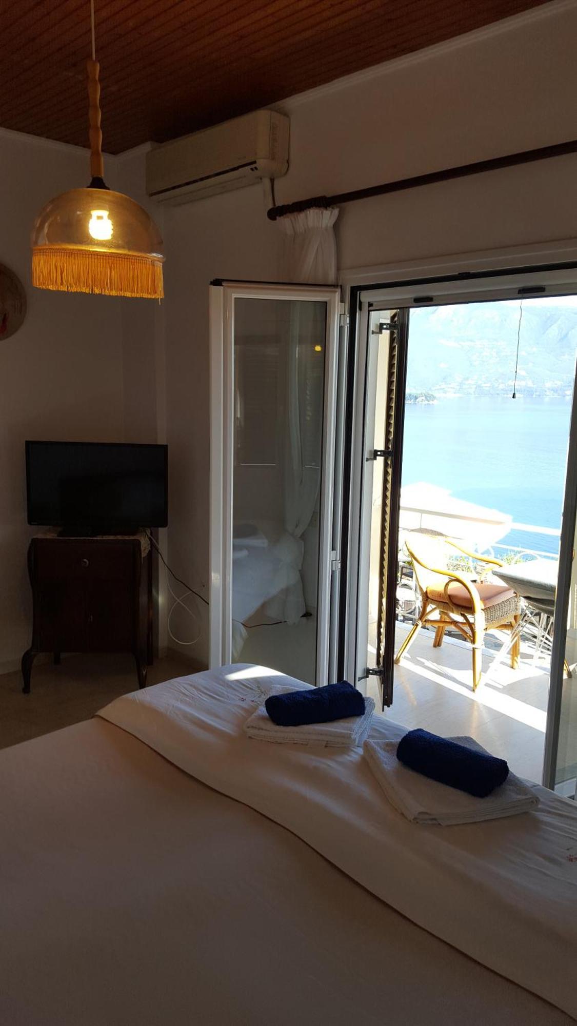 Dimitra Apartments K กอมเมนโน ห้อง รูปภาพ