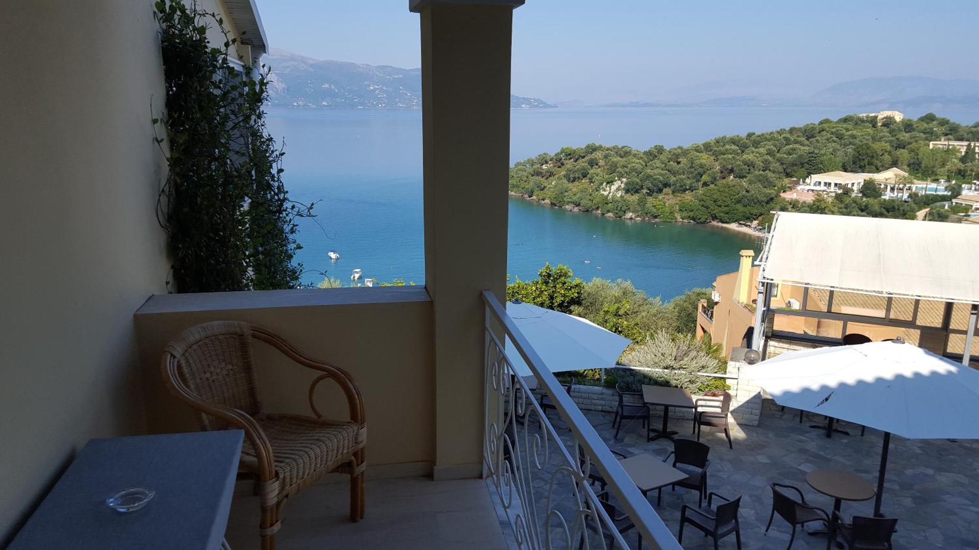 Dimitra Apartments K กอมเมนโน ห้อง รูปภาพ
