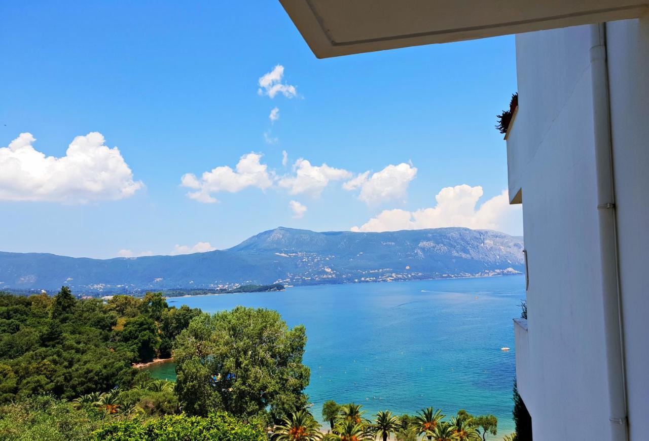 Dimitra Apartments K กอมเมนโน ภายนอก รูปภาพ