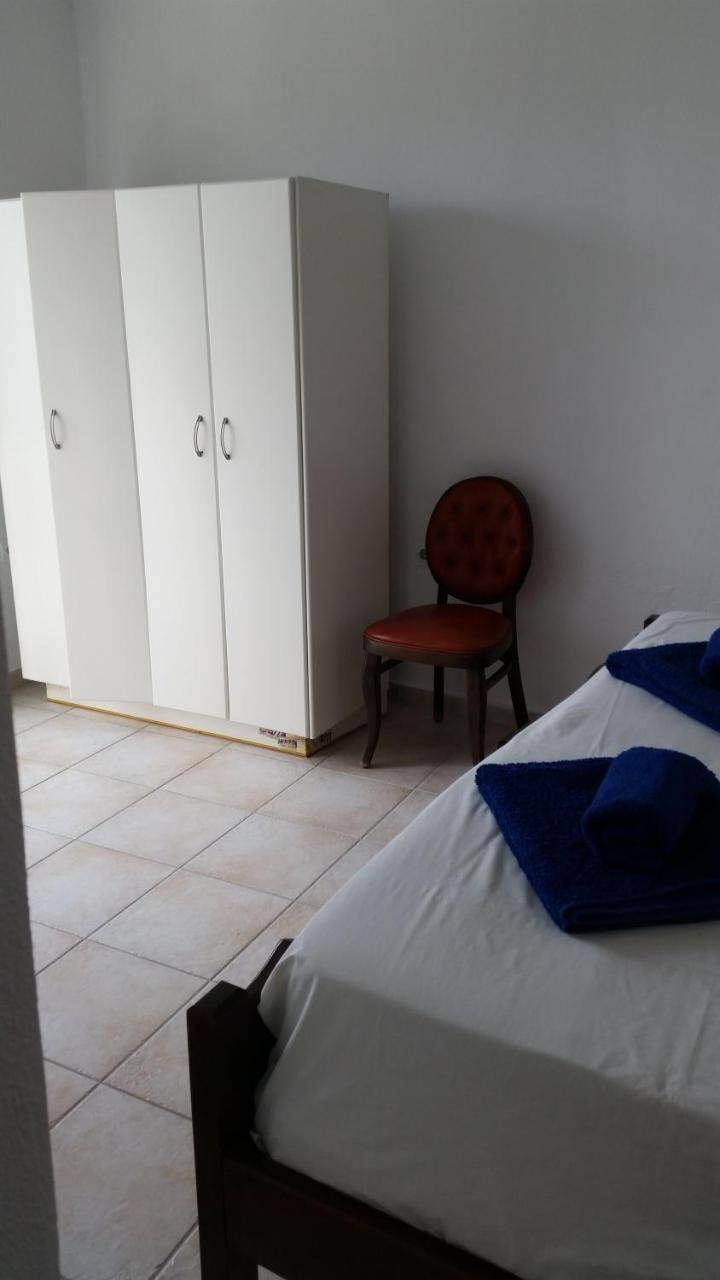 Dimitra Apartments K กอมเมนโน ภายนอก รูปภาพ